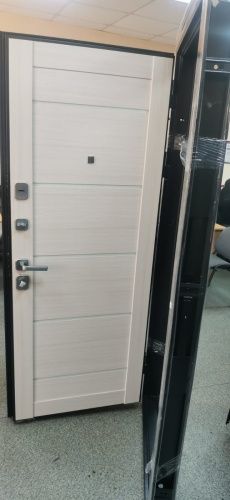 Входная дверь Феррони 9 см Серебро Лиственница беж Царга фото 2